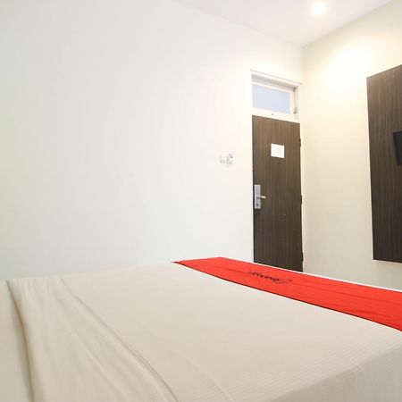 Reddoorz Plus Near Keraton Yogyakarta 2 エクステリア 写真